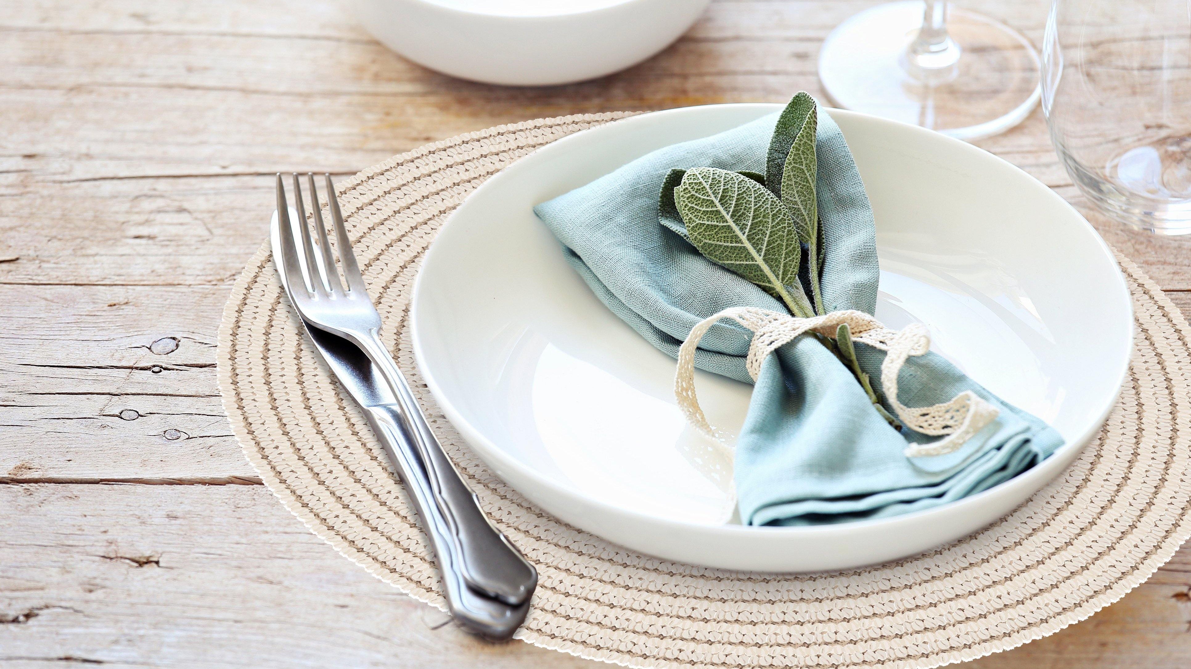 Host Summer Gatherings: Four Ways to Soirée in Style - Carolina Creekhouse Easy to Clean Premium Vinyl Mats