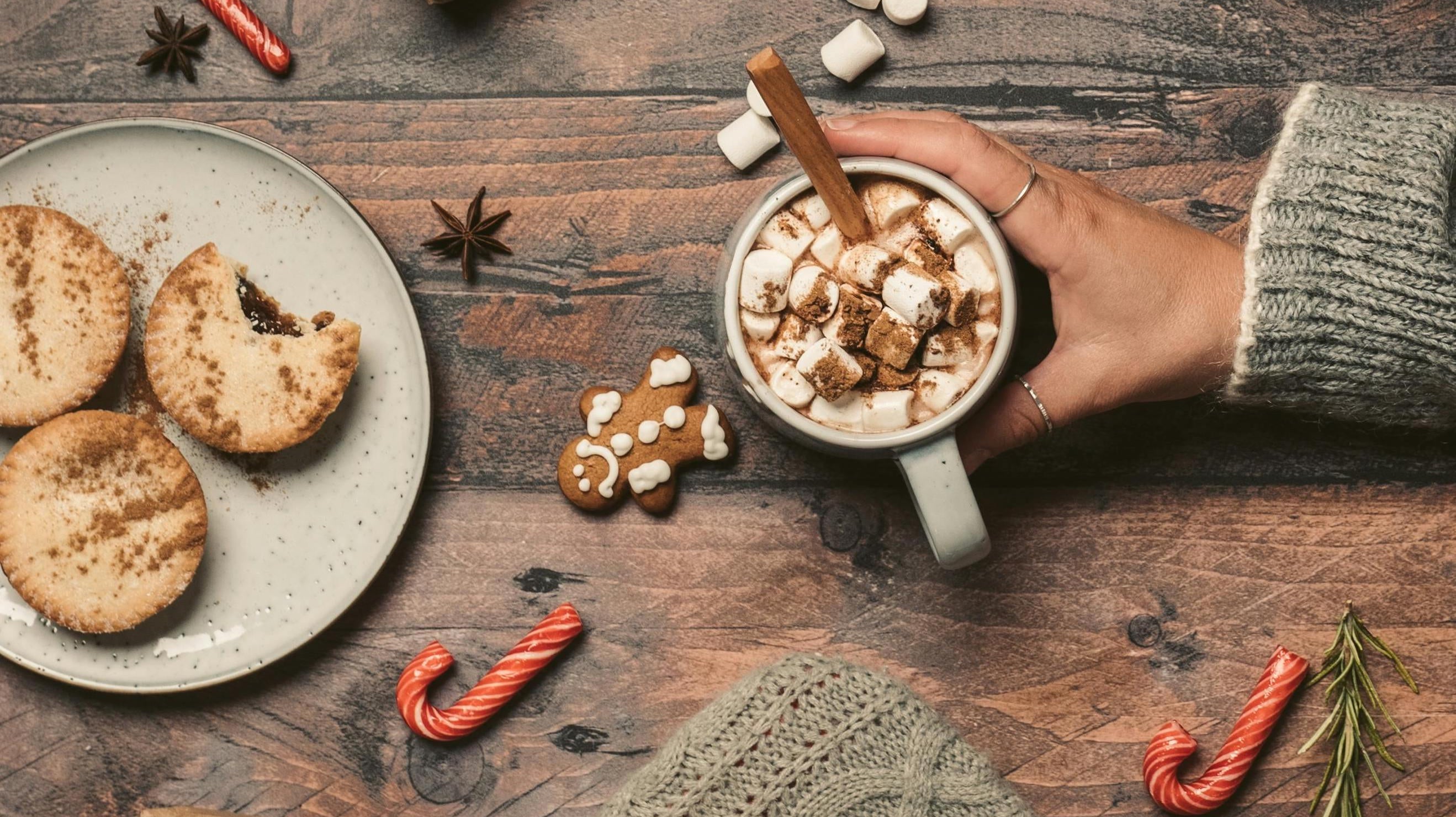 Spiked Peppermint Hot Chocolate ☕ - Carolina Creekhouse Easy to Clean Premium Vinyl Mats