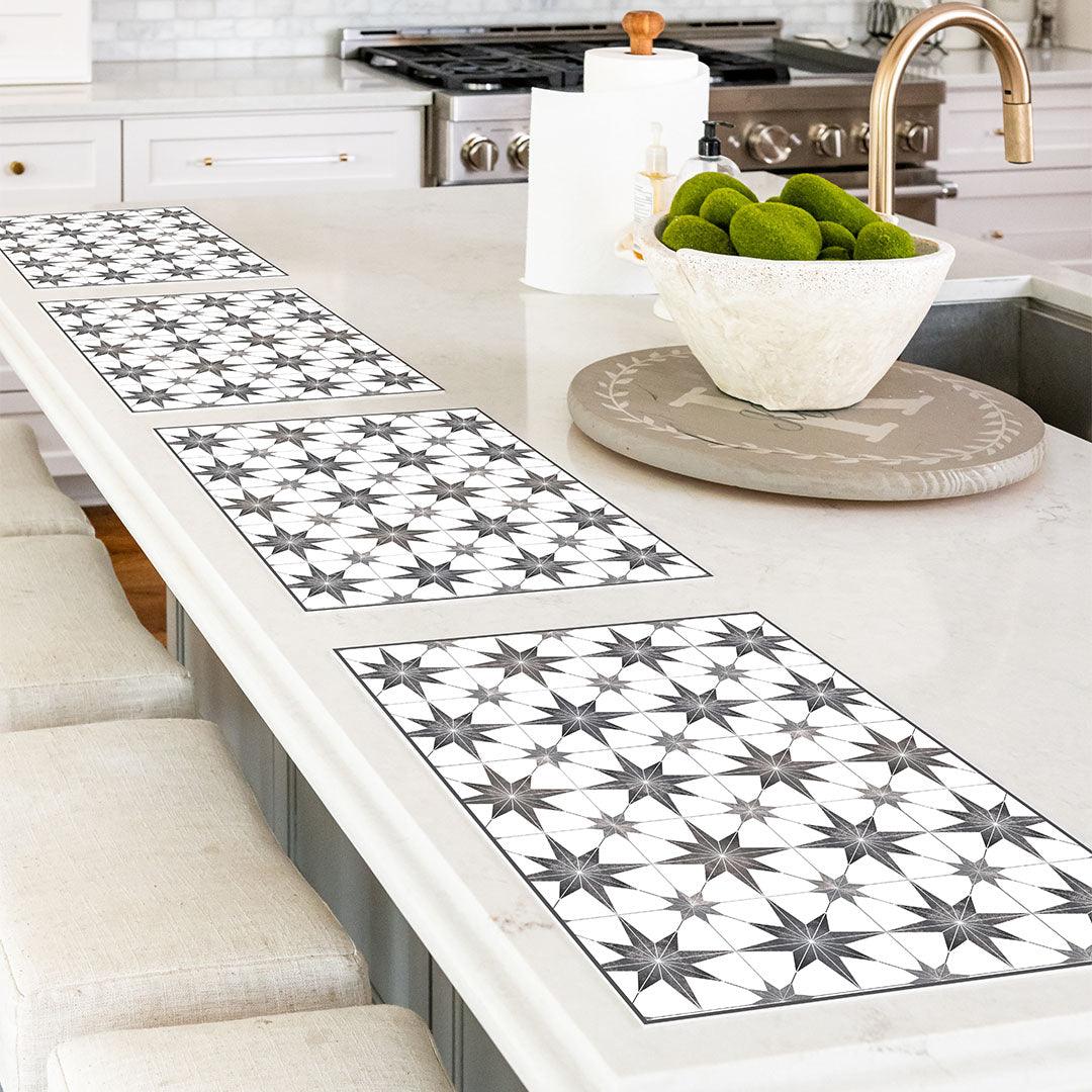 Aurora Placemat | Black Star - Carolina Creekhouse Easy to Clean Premium Vinyl Mats