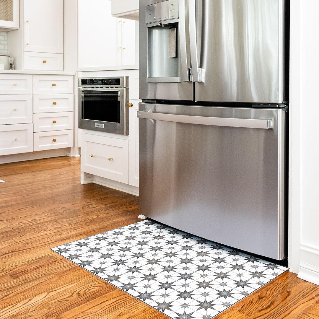 Aurora FloorFlat | Black Star - Premium Vinyl Mat - Carolina Creekhouse Easy to Clean Premium Vinyl Mats
